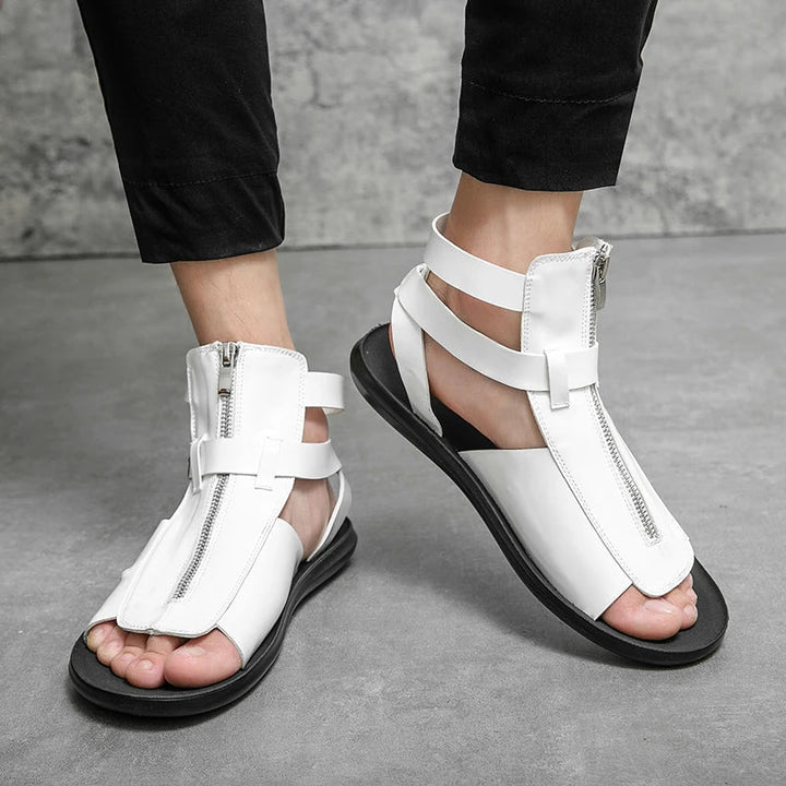 Flat leather sandals in Roman style