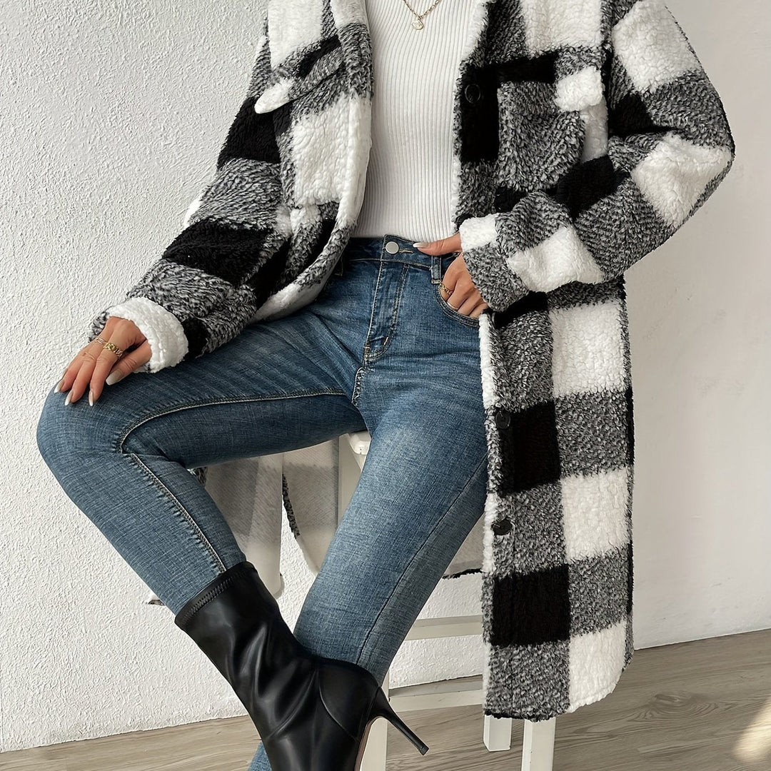 Elegant checked teddy coat