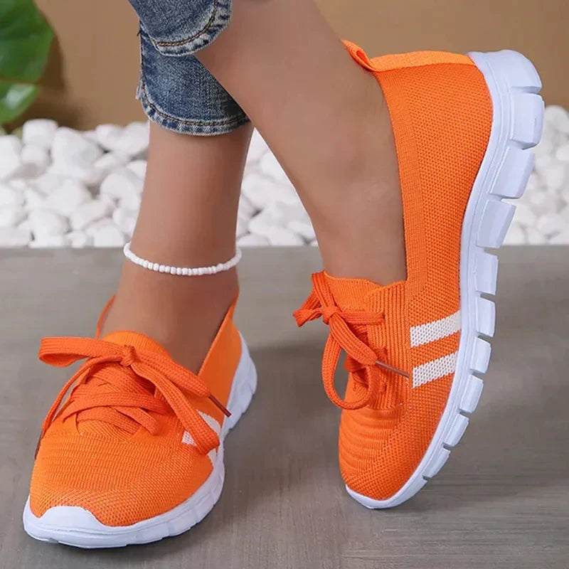 Breathable knitted trainers