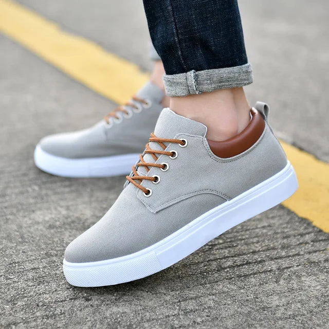 Comfortable sneakers for men