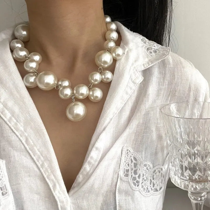 Chunky pearl necklace with drop detail