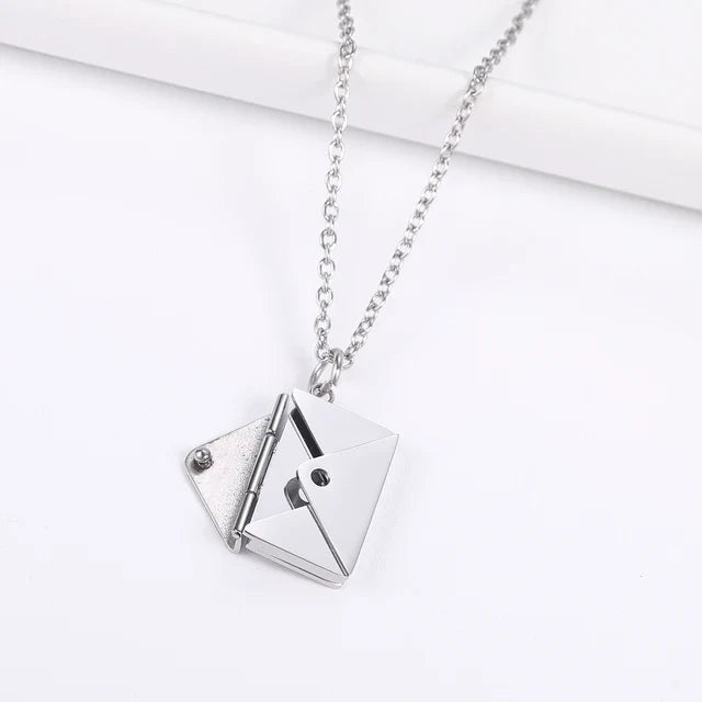 Geometric pendant necklace with envelope