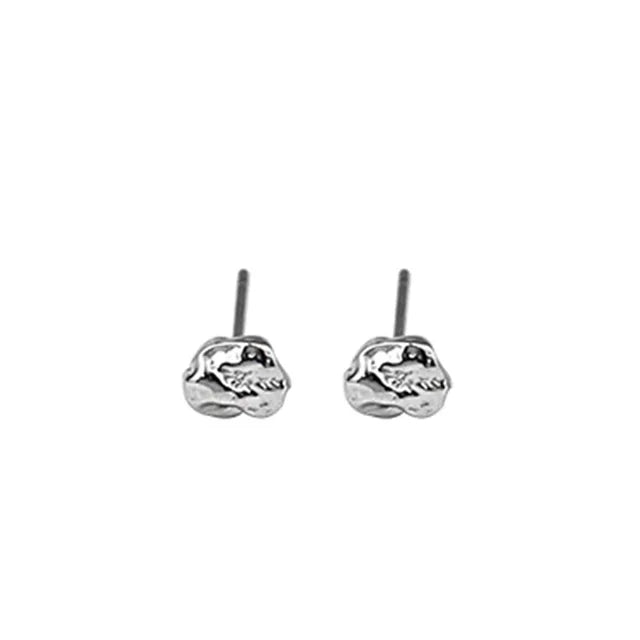 Moulded gold stud earrings
