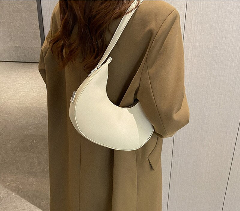 Trendy Women Niche Half Moon Shoulder Bag Solid Colour Casual Texture Fashion Shoulder and Underarm Bag