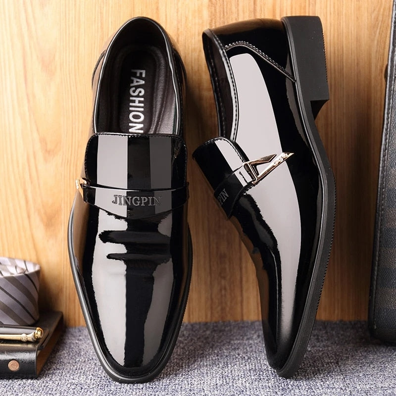 Lace-up shoes with a shiny finish