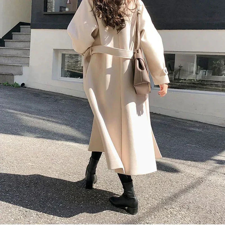 Women's Long Wool-Blend Winter Coat, Elegant Full-Length, Warm & Stylish