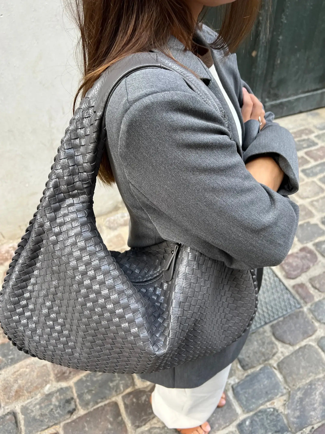 Elena Gevlochten Leren Hobo Bag