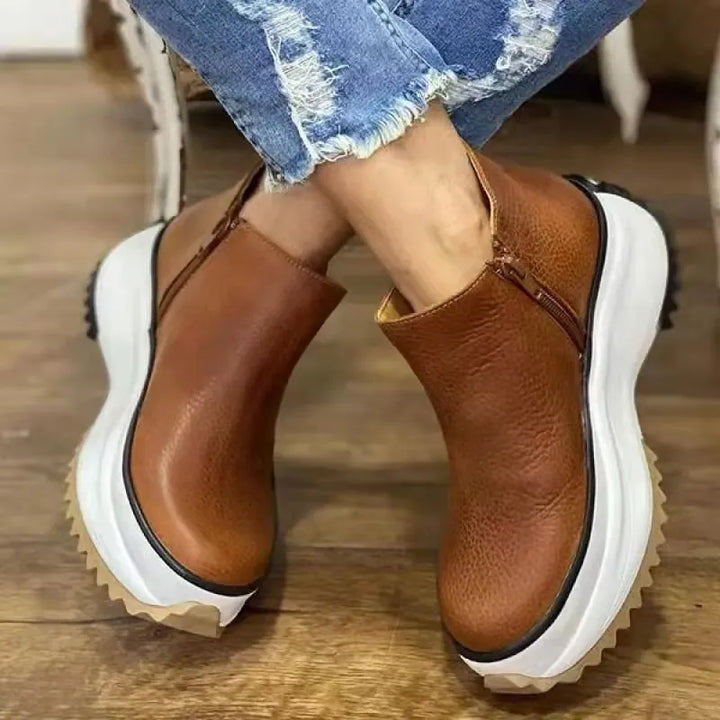 Fashion trainers for women