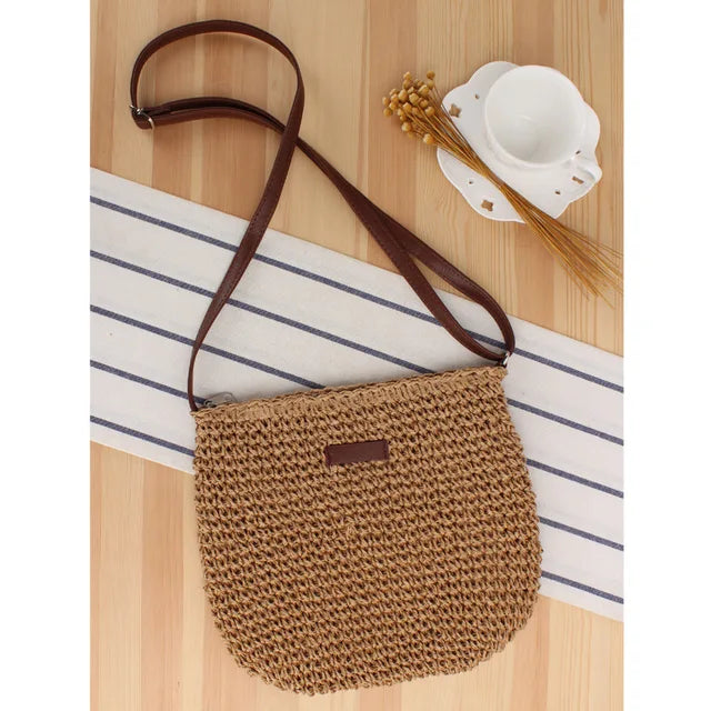 Women's casual straw knitted shoulder bag with inner zip pocket