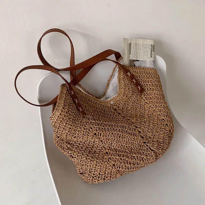 Bohemian style handmade straw shoulder bag for women