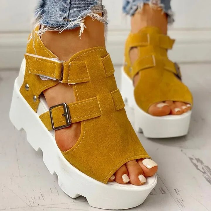 Open platform sandals