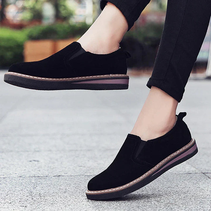 Leather shoes for women