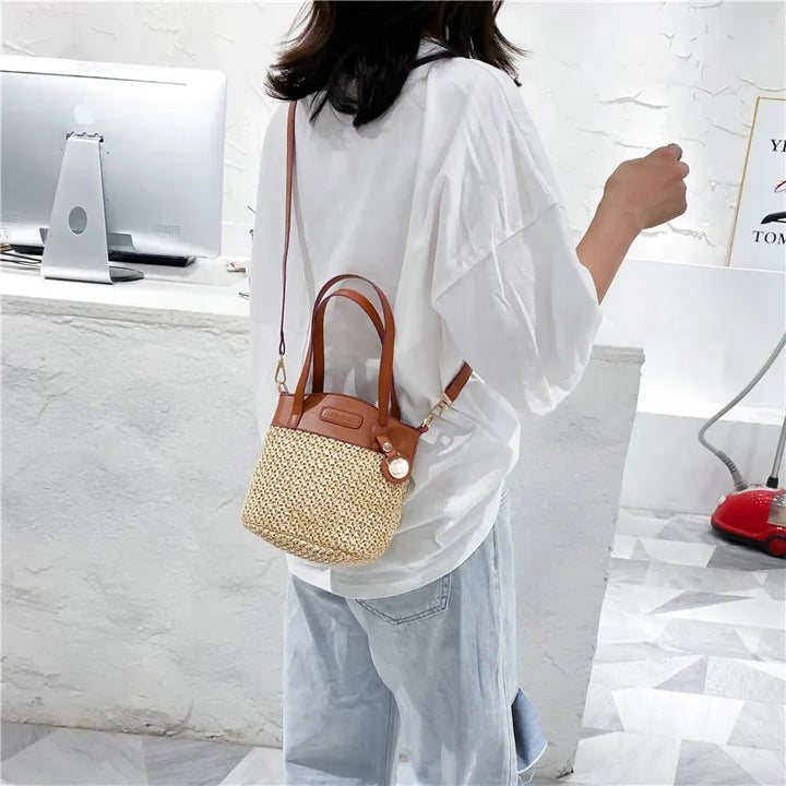 Women's shoulder bag with knitted pattern, PU patchwork and designer strap