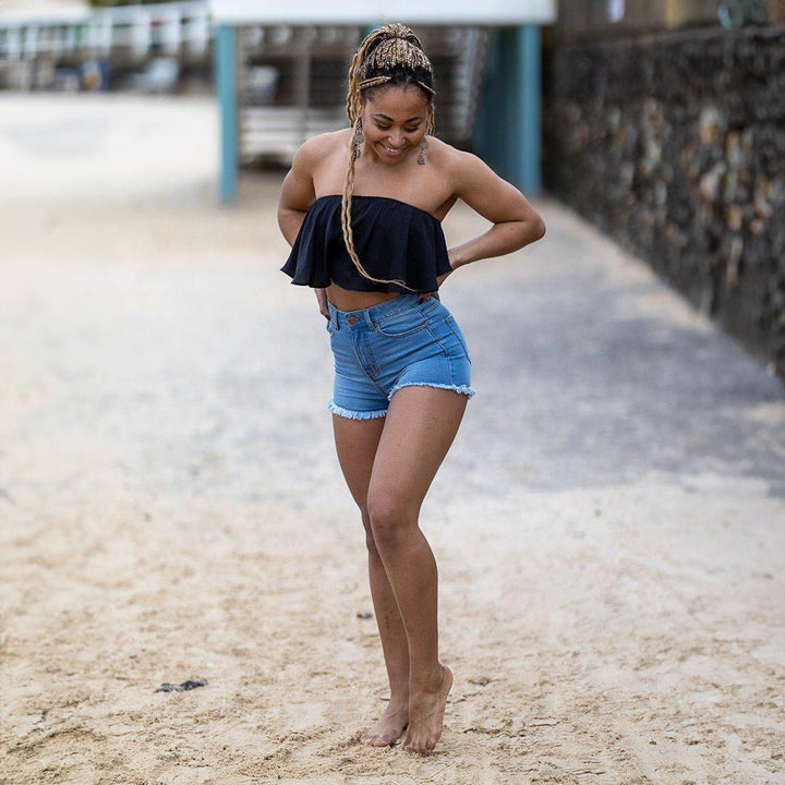 Stylish Indigo Impact Cut-Off Jean Shorts for Trendy Summer Vibes