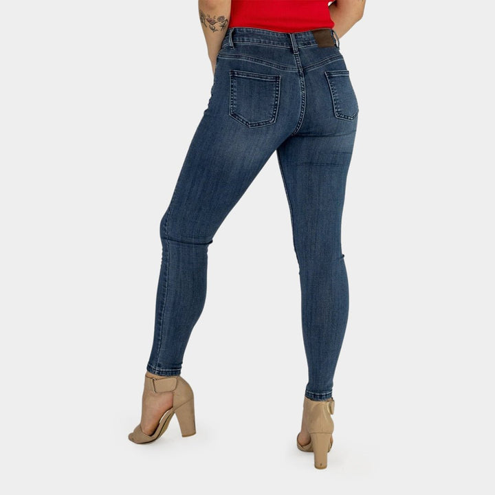 Trendy Petite Indigo Skinny Jeans for a Flawless Fit