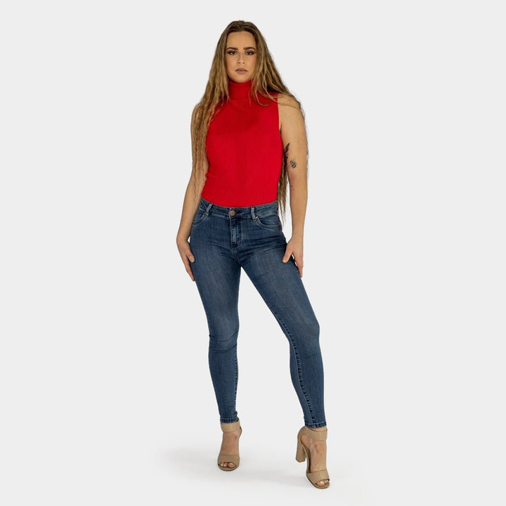 Trendy Petite Indigo Skinny Jeans for a Flawless Fit