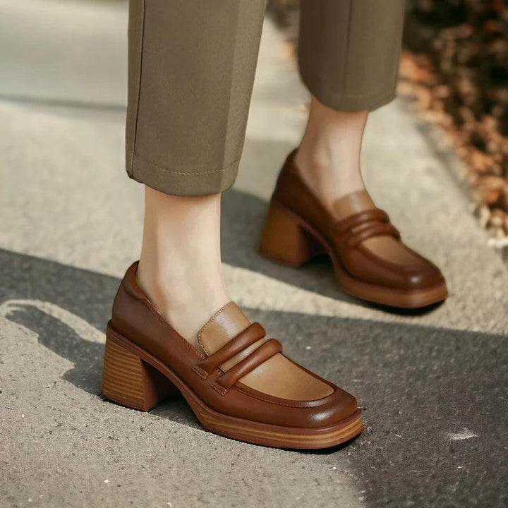 Retro loafers with block heel